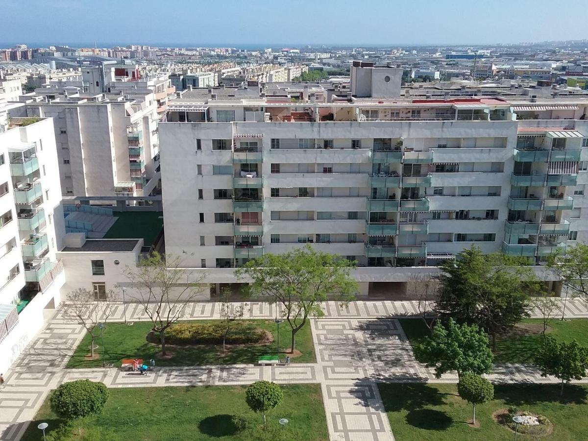 شقة Apartamento Teatinos مالقة المظهر الخارجي الصورة